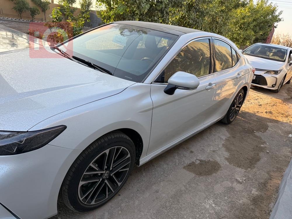 تۆیۆتا کامری